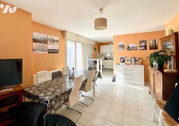 VITRE CENTRE VILLE - T3 au calme, prox. gare, dans résidence récente avec ascenseur