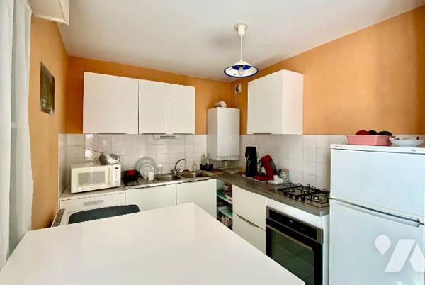 VITRE CENTRE VILLE - T3 au calme, prox. gare, dans résidence récente avec ascenseur