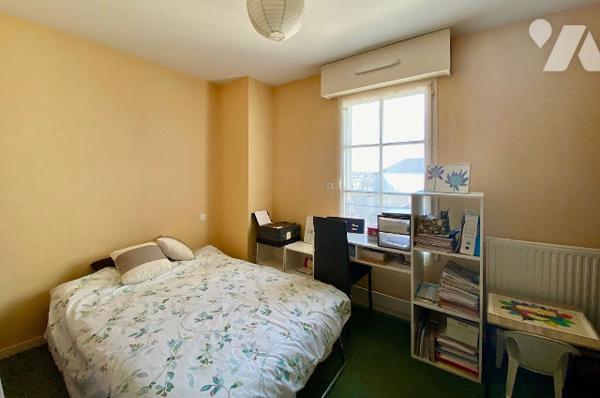 VITRE CENTRE VILLE - T3 au calme, prox. gare, dans résidence récente avec ascenseur