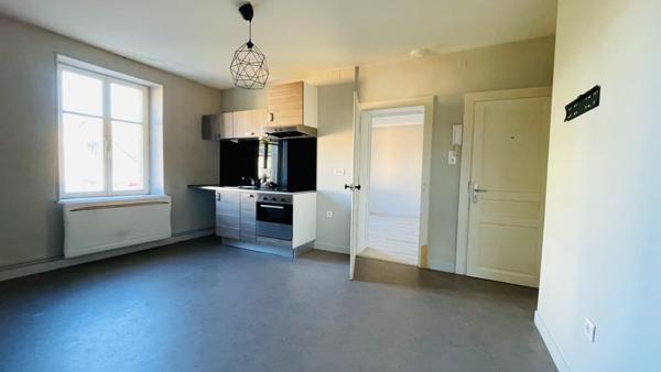 Appartement Epinal 1 pièce(s) 34 m2