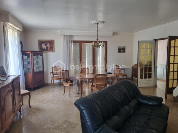 Immeuble mixte de 660 m²