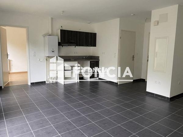 Location Appartement 2 pièces 47.29 m² - 30 GRANDE RUE DU PETIT ST JEAN Pont De Metz 80480