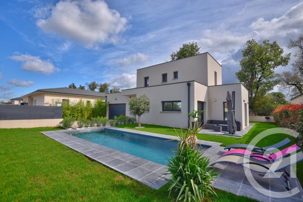 Maison à vendre  5 pièces - 135,92 m2 ROMANS SUR ISERE - 26