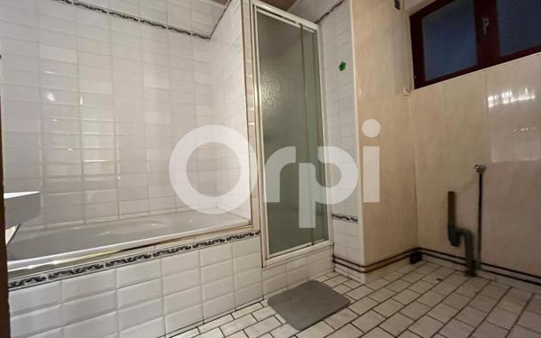 Maison à vendre    4 pièces • 78,33 m2 Lacroix-Saint-Ouen