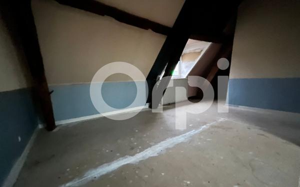 Maison à vendre    4 pièces • 78,33 m2 Lacroix-Saint-Ouen