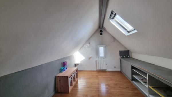 Maison Ermont 10 pièce(s) 119.18 m² habitable. €550 000 ** - Référence 25-3855