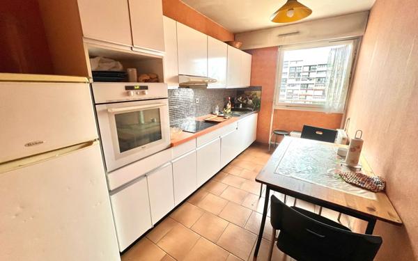 Appartement à vendre    3 pièces • 70 m2 Sevran