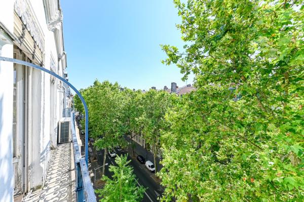 Lyon 6 - FOCH: Un appartement dernier étage, 2 chambres, 103m2.