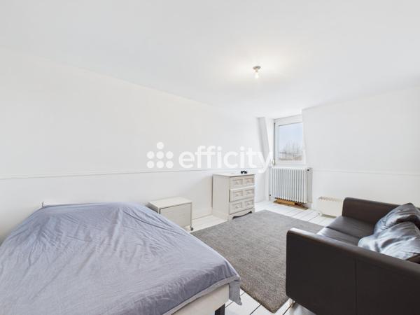 Maison 9 pièces - 240 m²