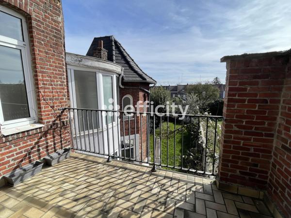 Maison 9 pièces - 240 m²