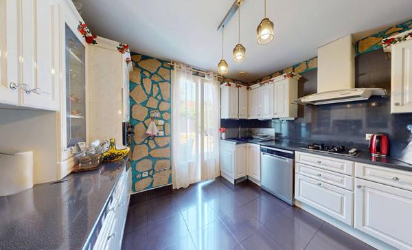 Maison Roissy En Brie 6 pièce(s) 105 m2