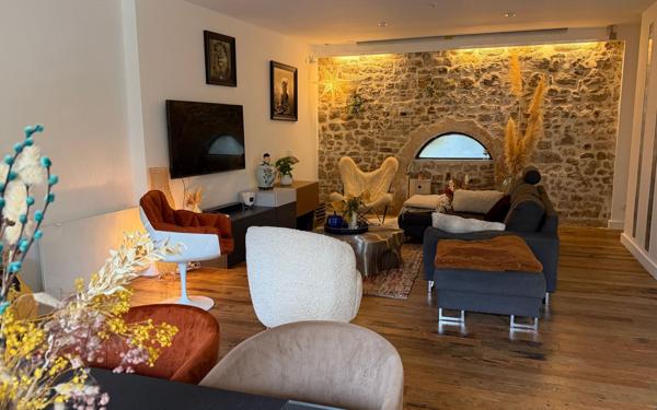 Maison à vendre    4 pièces • 114 m2 La Rochelle