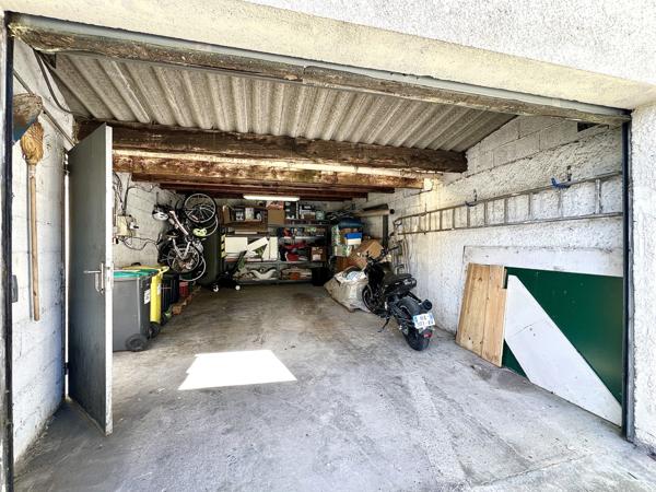 Chateau gombert (13013) 13013 MARSEILLE - Les Olives / Les Martégaux - Maison 4 pièces 85 m2 sur 519m2 de terrain avec garage et pisci