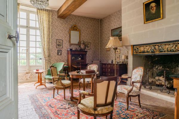 Maison
         11 pièces
        - 397 m² Bien prestige 983 250 € *