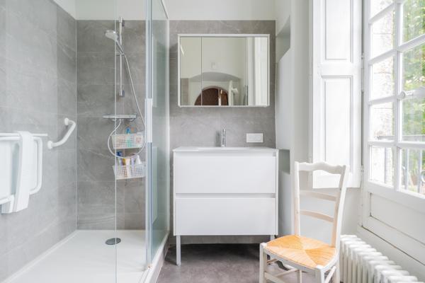 Maison
         11 pièces
        - 397 m² Bien prestige 983 250 € *