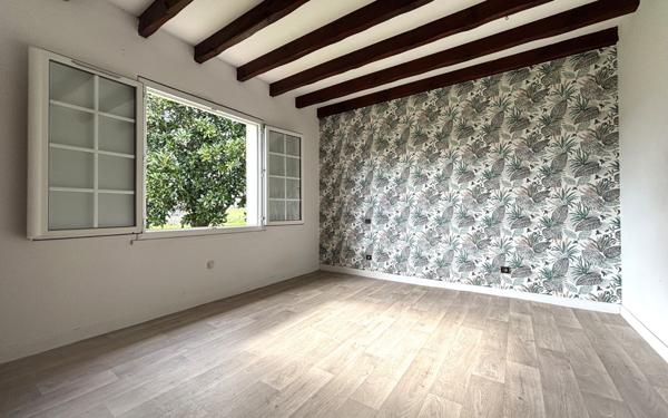 Maison à vendre    5 pièces • 142 m2 Orx