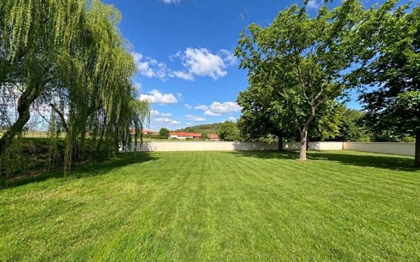 Maison à vendre    5 pièces • 142 m2 Orx