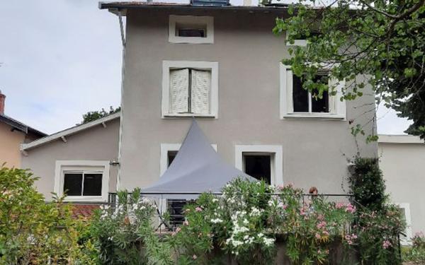 Maison à louer    6 pièces •  Chaponost