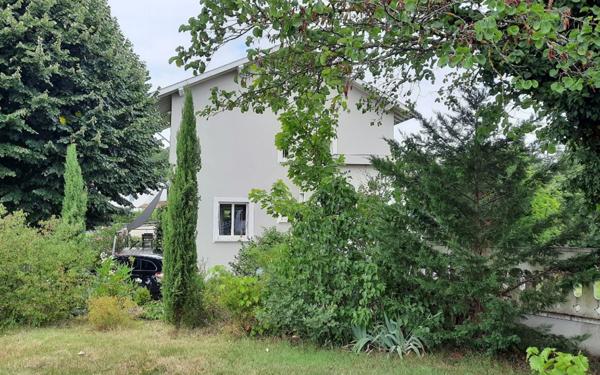 Maison à louer    6 pièces •  Chaponost