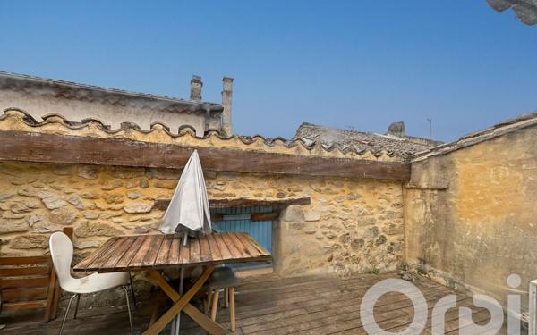 Maison à vendre    4 pièces •  Roquemaure