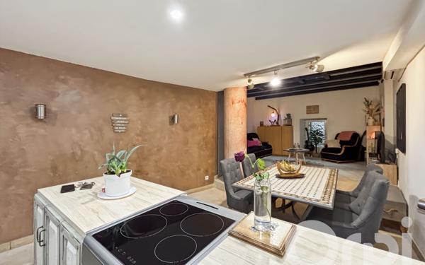 Maison à vendre    4 pièces •  Roquemaure