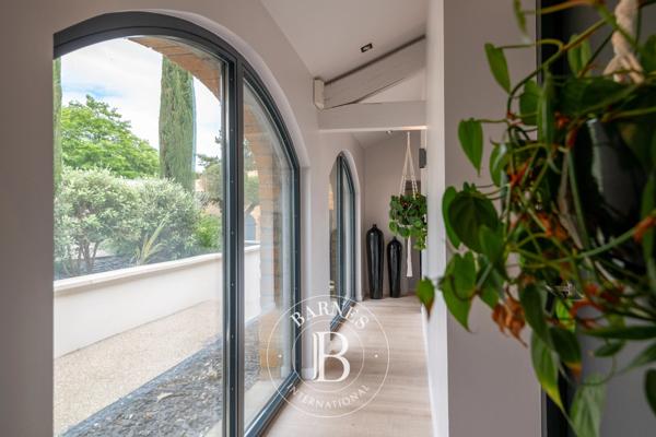 Limonest, Propriété 5 Chambres -  513 m² à vendre