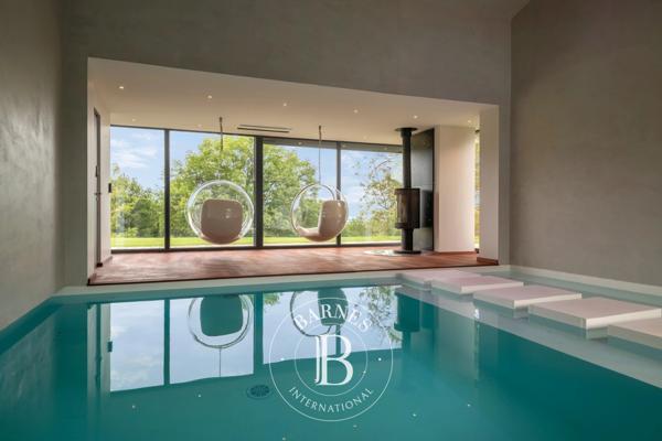 Limonest, Propriété 5 Chambres -  513 m² à vendre