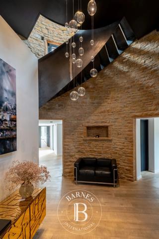 Limonest, Propriété 5 Chambres -  513 m² à vendre