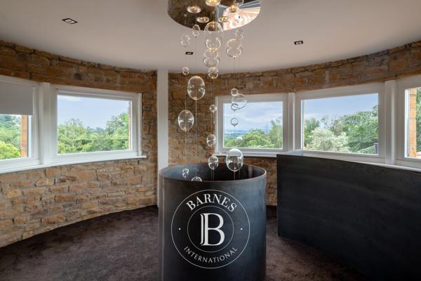 Limonest, Propriété 5 Chambres -  513 m² à vendre