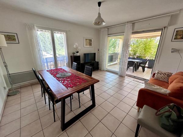 Appartement à GRIMAUD, 83310 - 3 pièces 79m²