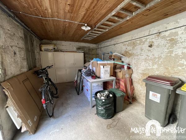 Vente Belle maison de ville - 102m² - 5 pièces - Cour et garage - COGNAC Quartier Jardin Public