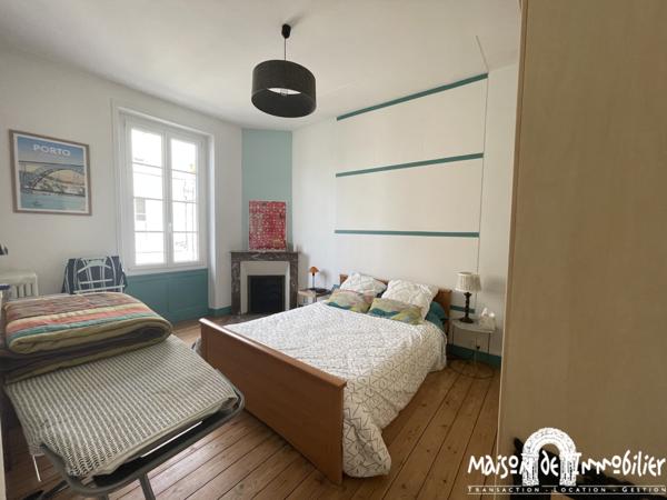 Vente Belle maison de ville - 102m² - 5 pièces - Cour et garage - COGNAC Quartier Jardin Public