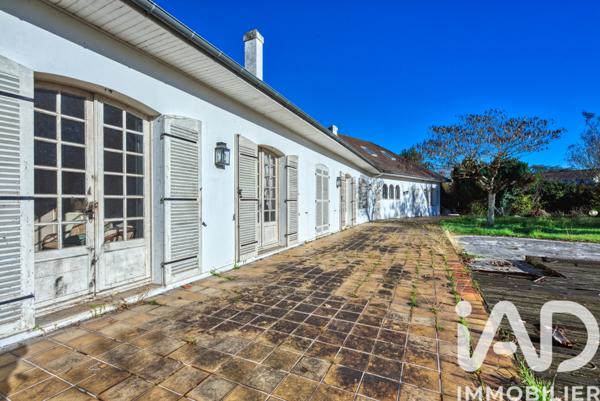 Maison à vendre 10 pièces 283 m² Mérignac