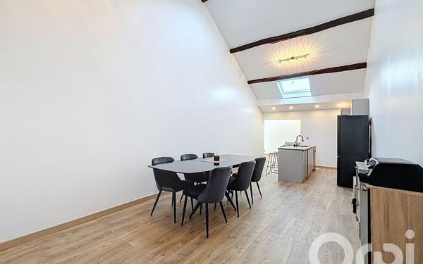 Appartement à vendre    4 pièces • 125,74 m2 Saint-Cergues