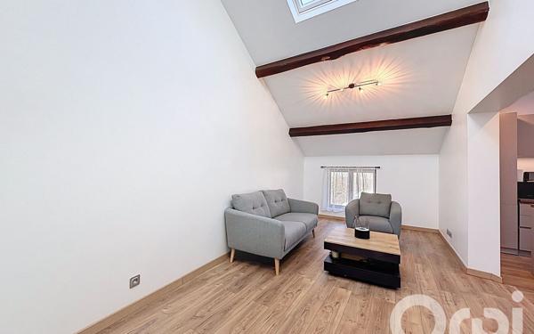 Appartement à vendre    4 pièces • 125,74 m2 Saint-Cergues