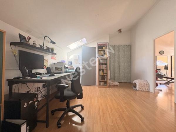 Appartement Marseille 5 pièce(s) 126.44 m² Perier Delibes Parking possible