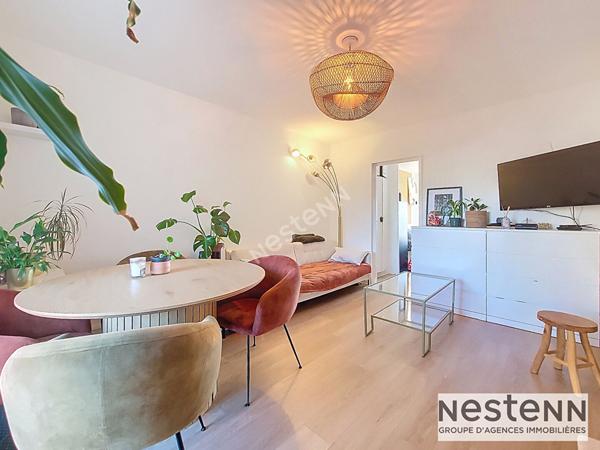 T3 rénové de 51m² traversant avec balcon et vue mer - résidence avec piscine Marseille 13012 (St Julien / St Barnabé)