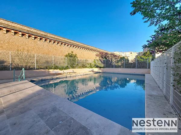 T3 rénové de 51m² traversant avec balcon et vue mer - résidence avec piscine Marseille 13012 (St Julien / St Barnabé)