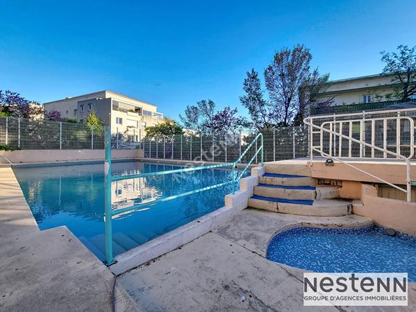 T3 rénové de 51m² traversant avec balcon et vue mer - résidence avec piscine Marseille 13012 (St Julien / St Barnabé)