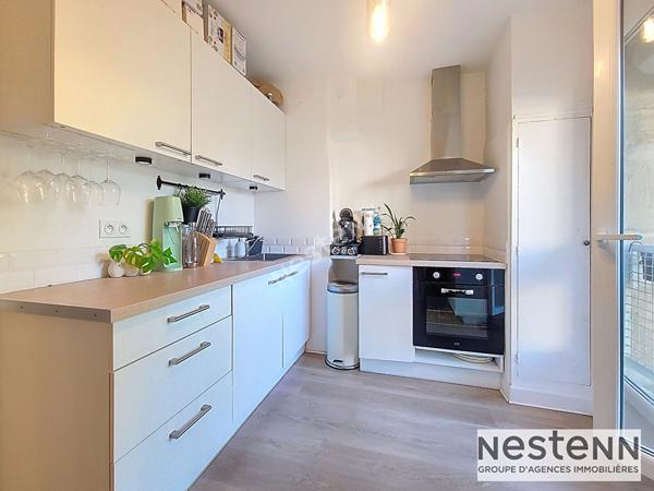 T3 rénové de 51m² traversant avec balcon et vue mer - résidence avec piscine Marseille 13012 (St Julien / St Barnabé)