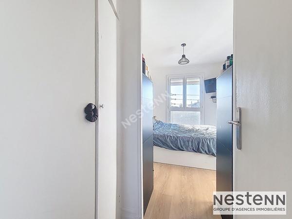 T3 rénové de 51m² traversant avec balcon et vue mer - résidence avec piscine Marseille 13012 (St Julien / St Barnabé)