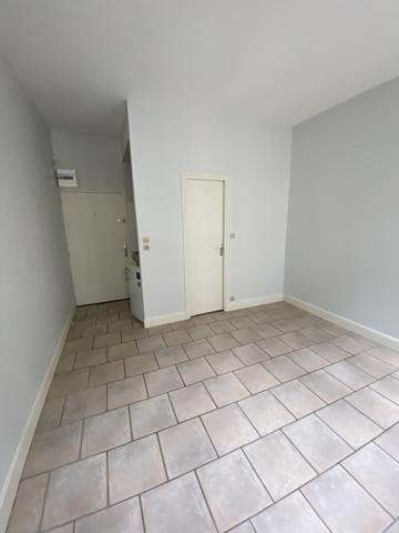 Studio 1 pièce(s) 16.75 m²
