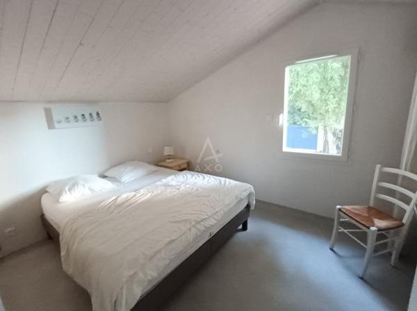 JARD-SUR-MER – À 200 M DE L’OCÉAN, FACE À LA FORÊT DOMANIALE- PROCHE COMMERCES