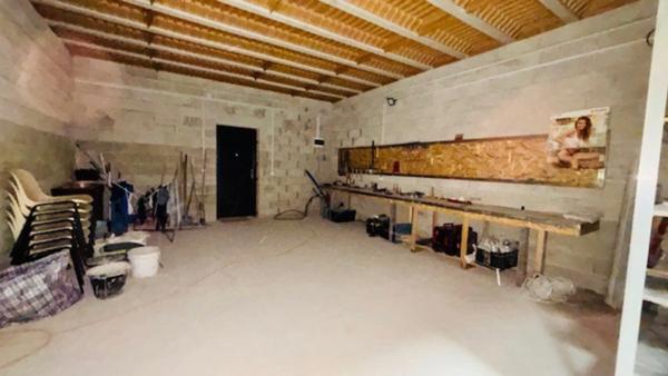 MAISON DE 82 M² - ENTREPOT DE 326 M² - AUCUN TRAVAUX A PREVOIR - IDEAL PROFFESSIONNEL OU INVESTISSEUR