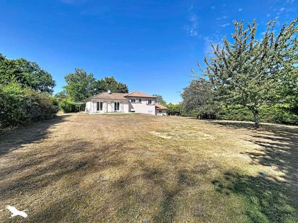 Maison à vendre 223 650 € Chaillac-sur-Vienne 5 p 151 m² DPE C