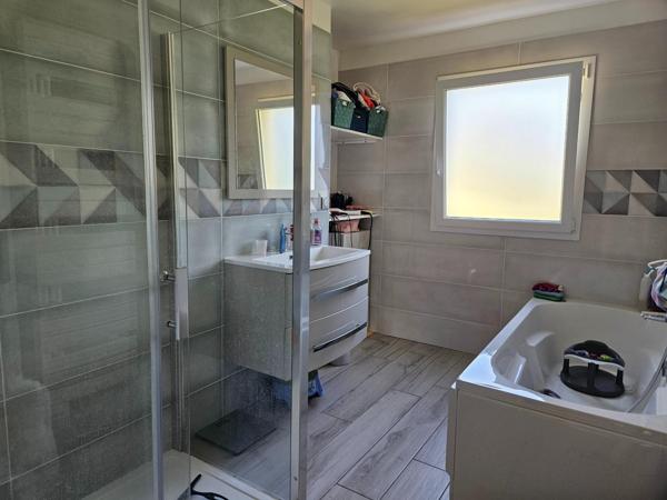 Maison à ALENÇON, 61000 - 4 pièces 95m²