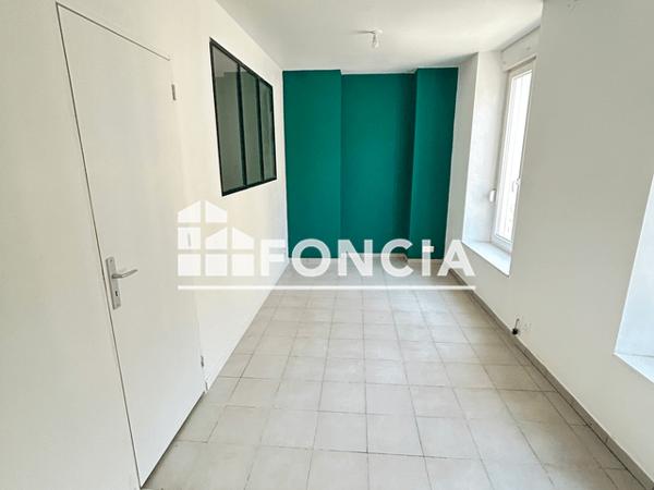 Location Appartement 2 pièces 27 m² - 9 RUE DAUX Charleville Mezieres 08000