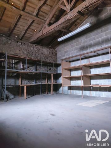 Immeuble à vendre 133 m² Essarts-en-Bocage