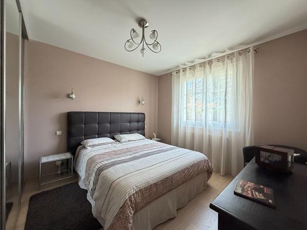 Maison La Roche Sur Yon, Maison 4 chambres + bureau