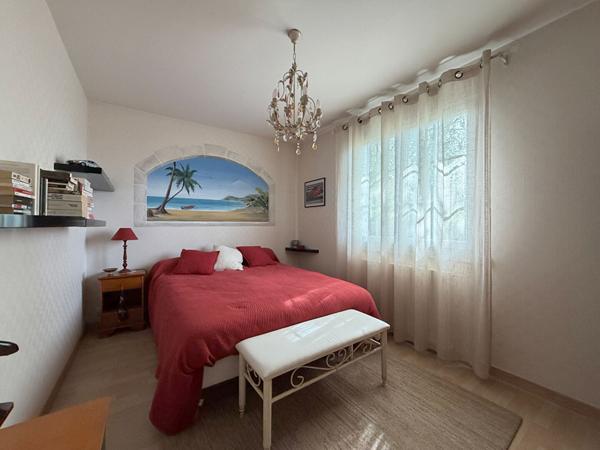 Maison La Roche Sur Yon, Maison 4 chambres + bureau